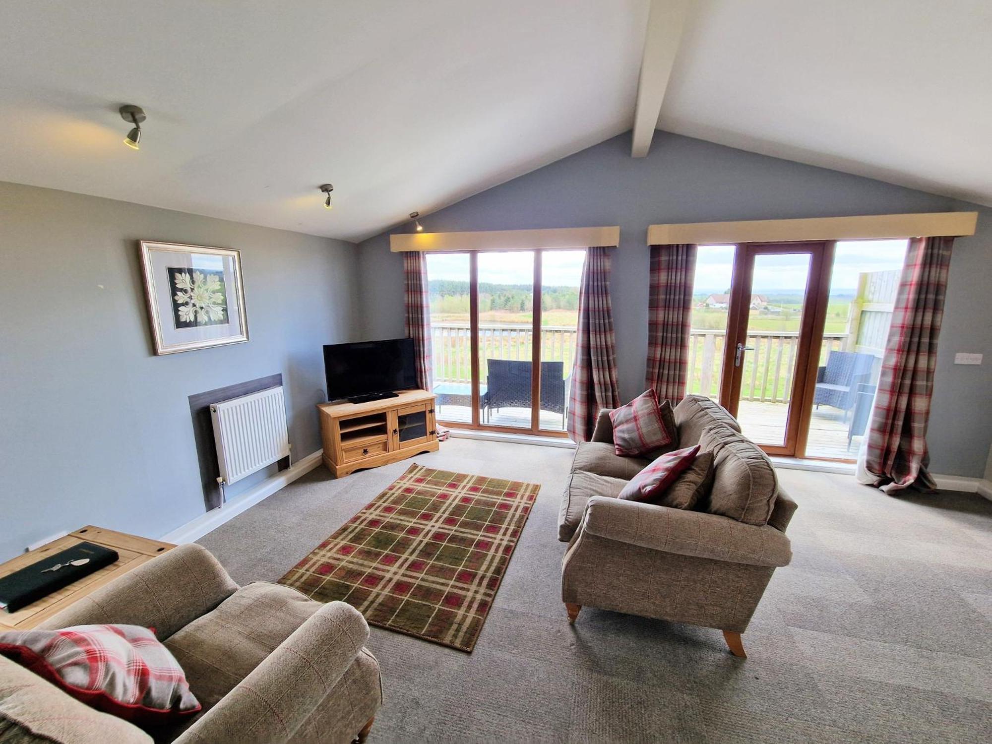 Ochil 10 With Private Hot Tub - Fife - Loch Leven - Lomond Hills Kelty