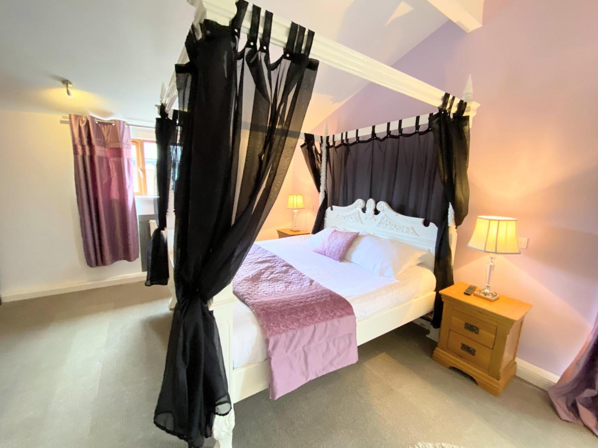 Chalet Ochil 10 With Private Hot Tub - Fife - Loch Leven - Lomond Hills *